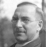 Portraitfoto (halb Profil) von Oberkreisdirektor Hengst